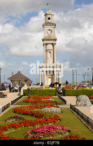 Stadtzentrum und öffentliche Gärten in Herne Bay Kent Stockfoto