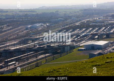 Panoramablick über den Ärmelkanal-Tunnel-Terminal in Folkestone Kent Stockfoto