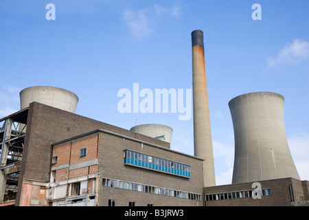 Richborough Kraftwerk stillgelegt und Abriss durchläuft Stockfoto