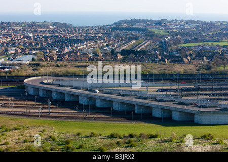 Panoramablick über den Ärmelkanal-Tunnel-Terminal in Folkestone Kent Stockfoto