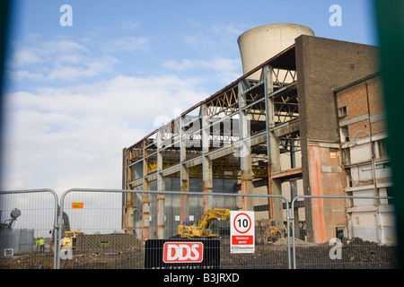 Richborough Kraftwerk stillgelegt und Abriss durchläuft Stockfoto