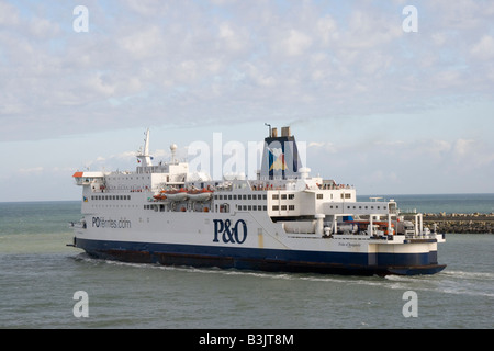 P & Ferry O Kanal, Hafen von Calais, Frankreich, Europa, Marine, Schifffahrt, Schifffahrt, transport. Stockfoto