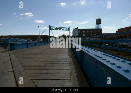 Brücke über Gowanuskanal, Brooklyn, New York Stockfoto