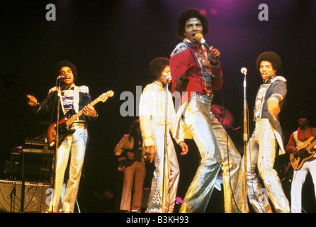 Das JACKSON fünf US pop-Gruppe im Jahr 1979 mit Michael Jackson in rote Jacke Stockfoto