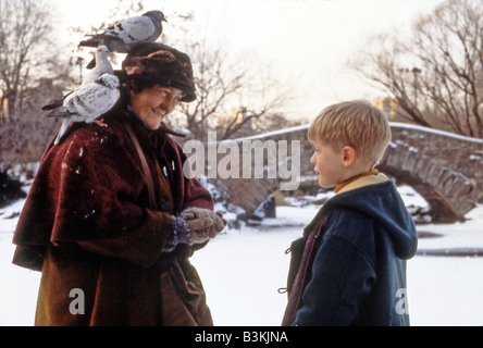 Nach Hause allein 1990 TCF Film mit Macaulay Culkin auf der rechten Seite Stockfoto