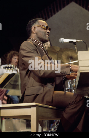 RAY CHARLES US-jazz-Musiker über 1975 Stockfoto