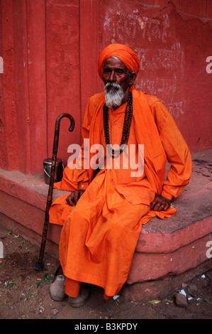 Porträt Rajpute Mann mit einem Bart und Turban Rajasthan Indien Asien Stockfoto