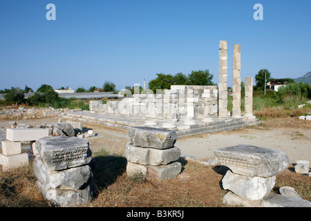 Die Ruinen der Tempel von Leto, Letoon, einem antiken lykischen Stadt südlich der Kumluova Dorf. Provinz Mugla, Türkei. Stockfoto