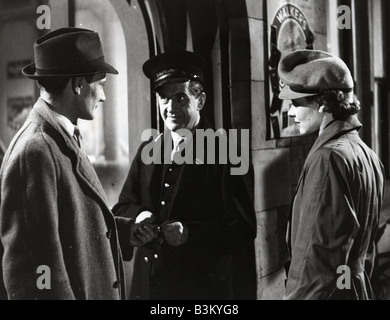KURZE Begegnung 1946 Cineguild Film mit von links Trevor Howard, Stanley Holloway und Celia Johnson Stockfoto