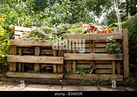 hölzerne Kompost Könige Heath Park Birmingham West Midlands uk Stockfoto