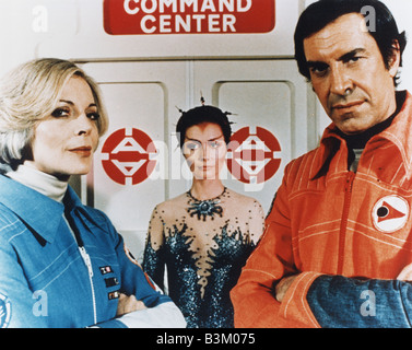 Raum 1999 UK TV-Serie, die von 1975 bis 1979 mit Martin Landau und Barbara Bain auf der linken Seite Stockfoto