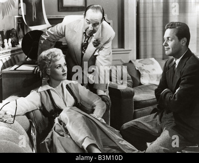 GEBOREN gestern 1950 Columbia Film mit von links Judy Holliday, Broderick Crawford und William Holden Stockfoto