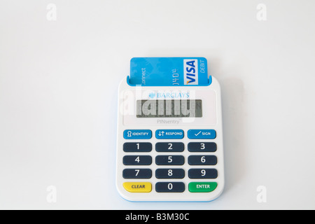 Studio Stillleben Close up A Pinsentry Kartenleser für den Einsatz beim online-Banking für Barclays Bank Stockfoto