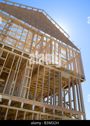 Haus im Bau mit Holzrahmen gebaut Stockfoto