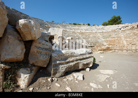 Amphitheater in Patara, einer antiken lykischen Stadt im Südwesten der modernen Türkei Stockfoto