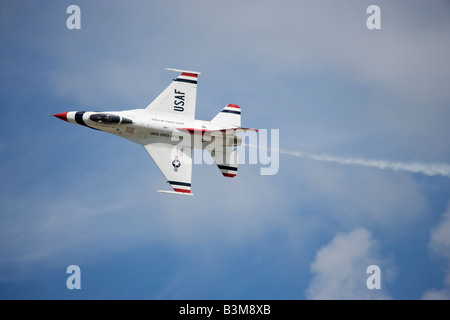 Die Thunderbirds, USAF, Royal International Air Tattoo 2007, RAF Fairford, Gloucestershire, England, Vereinigtes Königreich Stockfoto