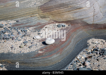 Interessante Muster entsteht durch Verwitterung von Kalkstein-Felsen an der Nord-Osten Englands Stockfoto