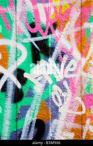 Detail der Graffiti an der Wand ideal für städtische oder Grunge Hintergrund Stockfoto