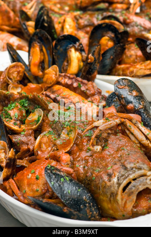 Cacciucco Alla Livornese typisch italienischen Meeresfrüchtesuppe Stockfoto