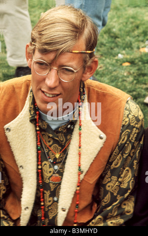 FLOWER-POWER-Stil auf einer Versammlung in San Francisco im Jahre 1967 Stockfoto
