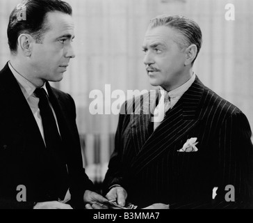 DIE BIG SHOT 1942 Warner-Film mit Humphrey Bogart auf der linken Seite Stockfoto