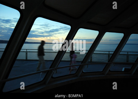 Fähre-Fahrer auf der Washington State M/V Spokane Edmonds-Kingston unterwegs. Stockfoto