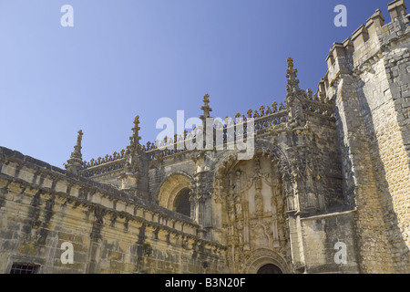 Portugal, Tomar, die Costa da Prata, Ribatejo, Estremadura, die reich verzierten manuelinischen gotische Architektur des Convento de Cristo Stockfoto