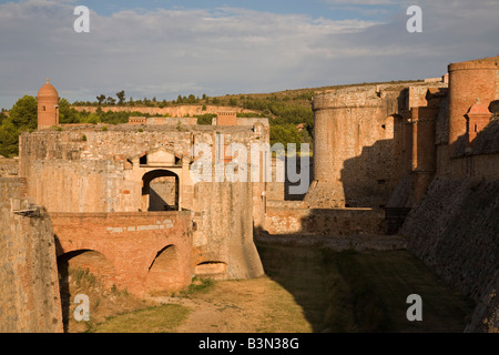 Die Fortresse de Salses in den Pyrénées Orientales Frankreich Stockfoto
