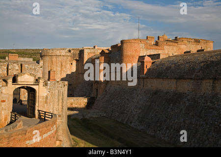 Die Fortresse de Salses in den Pyrénées Orientales Frankreich Stockfoto