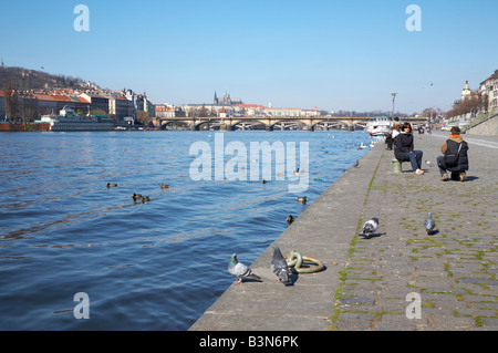 Blick über die Moldau, Prag, Tschechische Republik Stockfoto