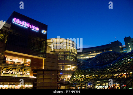 Zlote Tarasy Einkaufszentrum Warschau Stockfoto