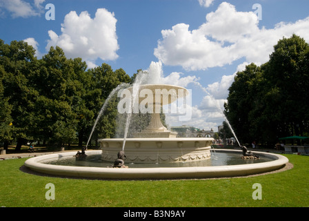 Brunnen im Sächsischen Garten Warschau Stockfoto