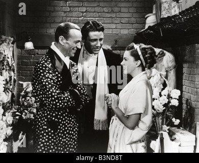 EASTER PARADE 1948 MGM Film mit von links Fred Astaire, Peter Lawford und Judy Garland Stockfoto