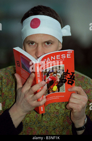 Gary Linaker TV-Moderatorin Januar 1998 ehemalige Spurs und England Fußballer startet Japan Saison für BBC Learning Zone auf BBC2 Stockfoto