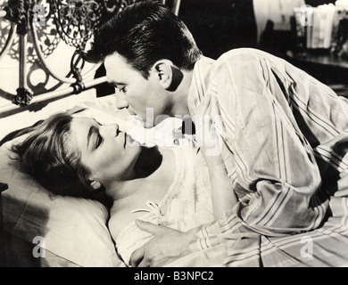 Zimmer im THE TOP 1958 Remus Film mit Laurence Harvey und Simone Signoret Stockfoto