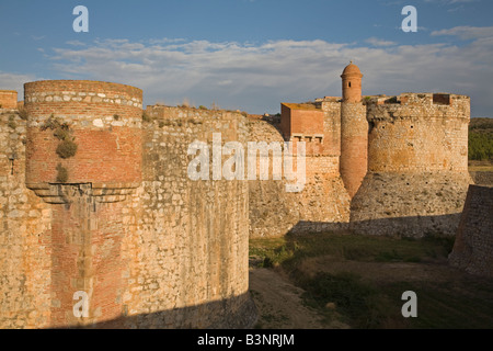 Die Fortresse de Salses in den Pyrénées Orientales Frankreich Stockfoto