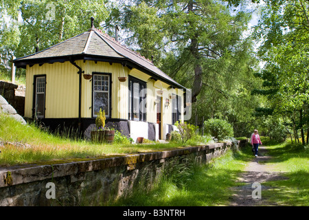 Konvertiert stillgelegten Bahnhöfen Cambus O' kann. Deeside Bahnhof Haus auf dem alten viktorianischen Zeile in Ballater, Aberdeenshire, Schottland, Großbritannien Stockfoto