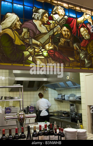 Beliebte Familien-Restaurant "Le Pre-Sale" verkaufen traditionelle belgischen Küche in Brüssel Belgien Stockfoto