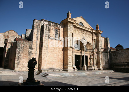 Kathedrale Santa Maria la Menor in der Zona Colonial von Santo Domingo, Dominikanische Republik Stockfoto