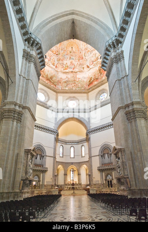 Innenraum der Basilika di Santa Maria del Fiore (Duomo), Florenz, Toskana, Italien Stockfoto