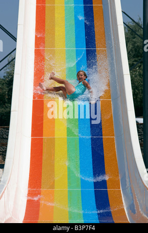 Wasserrutsche in Grand Ucel Aquapark. Dorf Ovacik in der Nähe von Fethiye, Türkei. Stockfoto