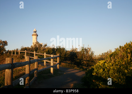 Malerische Cliff Walk und Leuchtturm, Byron Bay, Cape Byron, New South Wales, Australien Stockfoto