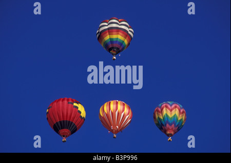 Vier Heißluftballons flott Stockfoto