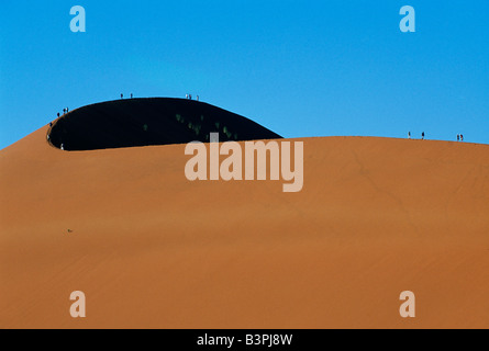 Sanddüne 49, Sossusvlei, Namib-Naukluft-Nationalpark, Namibia, Afrika Stockfoto