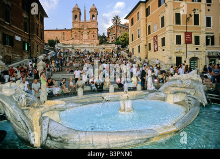 Fontana La Barcaccia Brunnen, Spanische Treppe, Trinità dei Monti, Rom, Latium, Italien, Europa Stockfoto