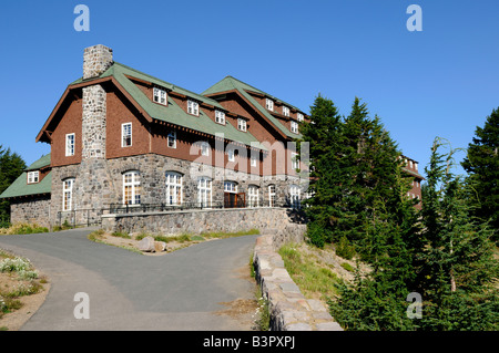 Der Crater Lake Lodge. Der Crater Lake Nationalpark, Oregon, USA. Stockfoto