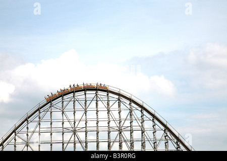 Holzachterbahn im Heide Park Soltau Deutschland Größte Holz Achterbahn der Welt Heide Park Soltau Stockfoto