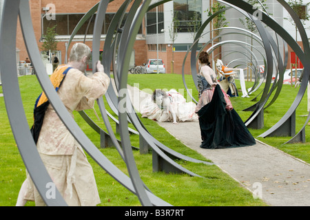 Der Frühling-Skulptur von Walter Jack DG1 Freizeitzentrum mit Oceanallover Oberfläche Schiffe Gaelforce Arts Festival durchführen Stockfoto