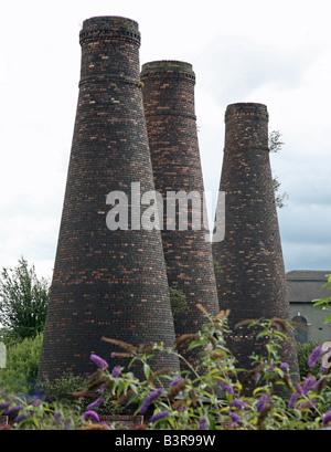 Acme Mergel Flasche Töpferöfen am Cobridge Stoke on Trent Staffordshire Foto von John Keates Stockfoto