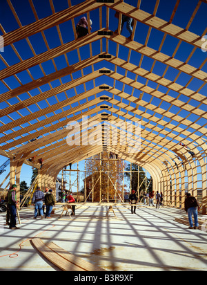 MÄNNER, DIE AN EIN PENNSYLVANIA DUTCH STALL SENSIBILISIERUNG, ROHRBACH FARM, SHOEMAKERSVILLE, BERKS COUNTY, PENNSYLVANIA, USA Stockfoto